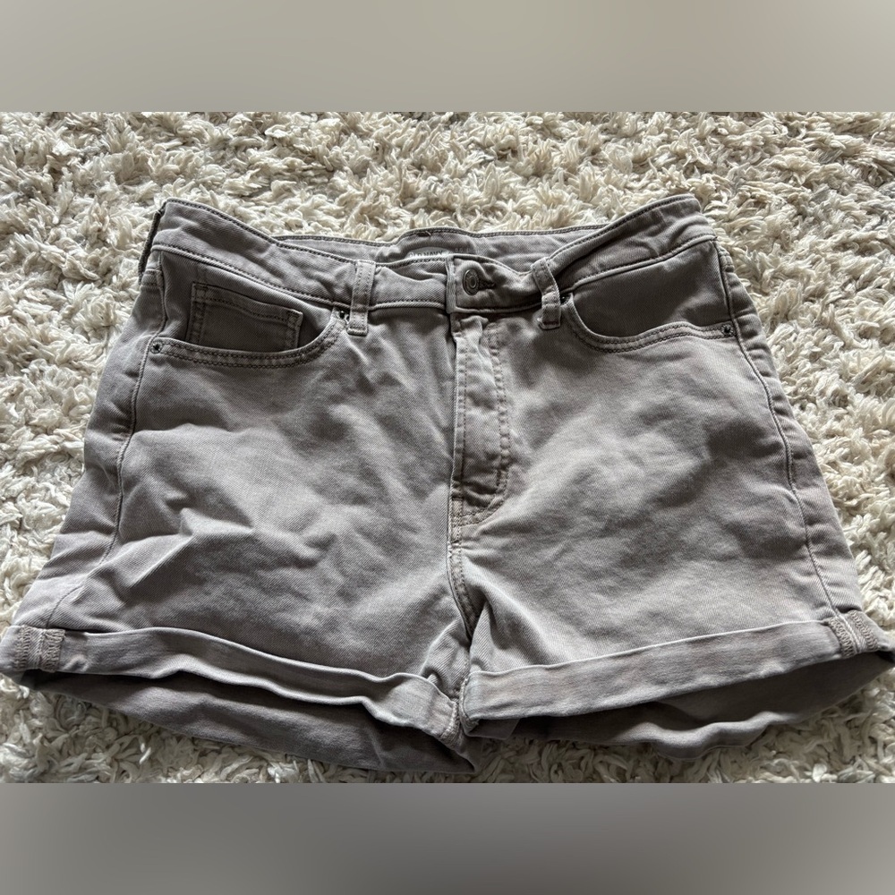 Old Navy Women's Gray-Beige Jean Sz 12 Denim Shorts